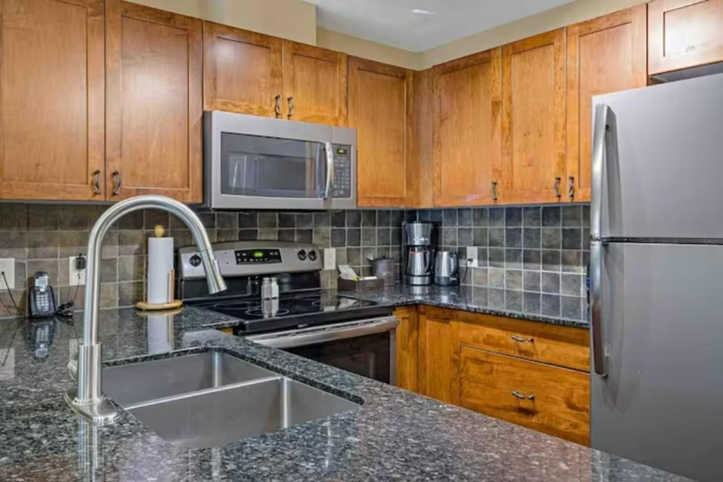 Falcon Crest Lodge 1 Bedroom Condo With Gym & Hot-Tubs & Mountain View Canmore Kültér fotó